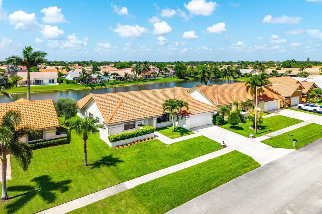 9295 Sun Pointe Drive Boynton Beach FL 33437