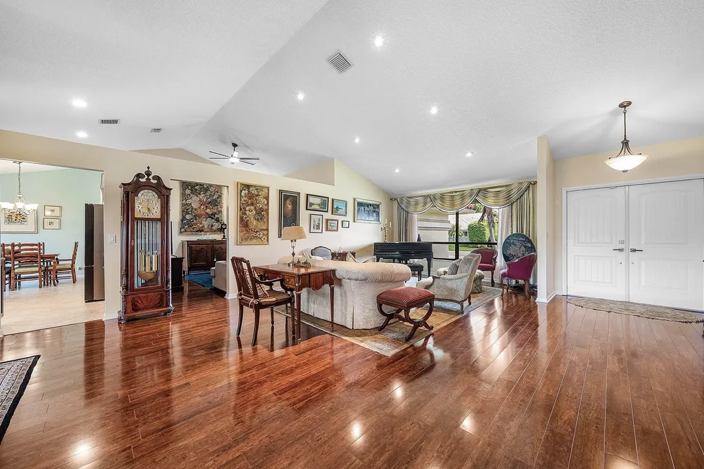 9295 Sun Pointe Drive Boynton Beach FL 33437