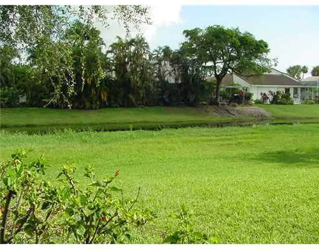 320 NW 67th Street Boca Raton FL 33487