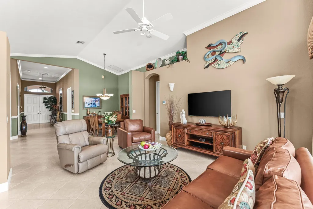 8335 Marsala Way Boynton Beach FL 33472