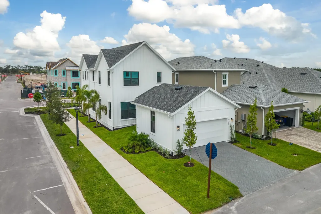 920 SW Newfield Avenue Palm City FL 34990