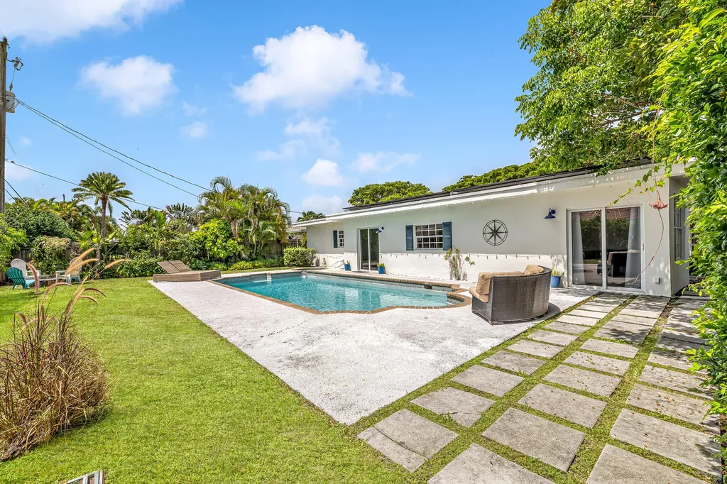 3830 NE 22nd Terrace Lighthouse Point FL 33064