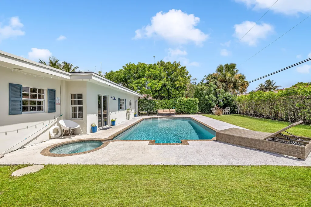 3830 NE 22nd Terrace Lighthouse Point FL 33064