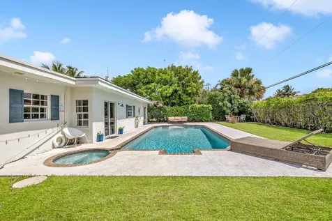 3830 NE 22nd Terrace Lighthouse Point FL 33064
