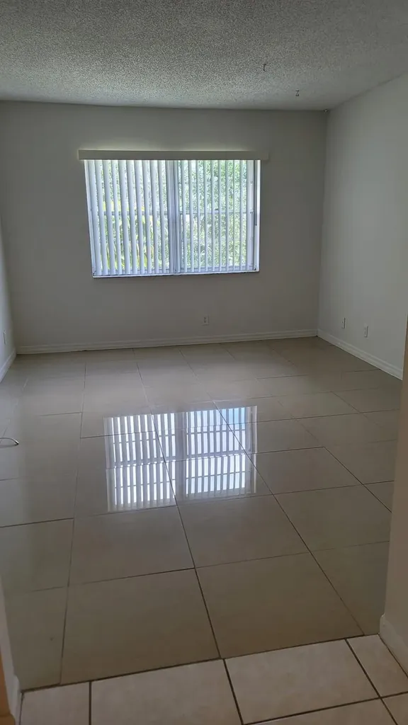 4394 NW 9th Avenue Pompano Beach FL 33064