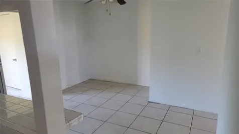 609 SW 79th Terrace North Lauderdale FL 33068