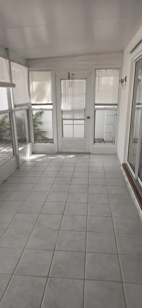 Tequesta FL 33469