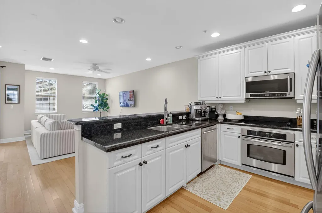 1054 E Heritage Club Circle Delray Beach FL 33483