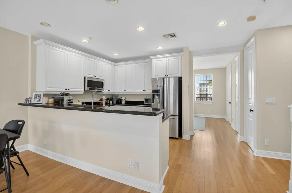 1054 E Heritage Club Circle Delray Beach FL 33483