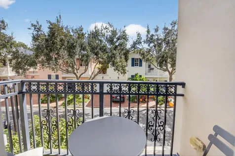 1054 E Heritage Club Circle Delray Beach FL 33483