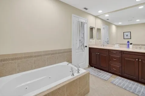 1054 E Heritage Club Circle Delray Beach FL 33483