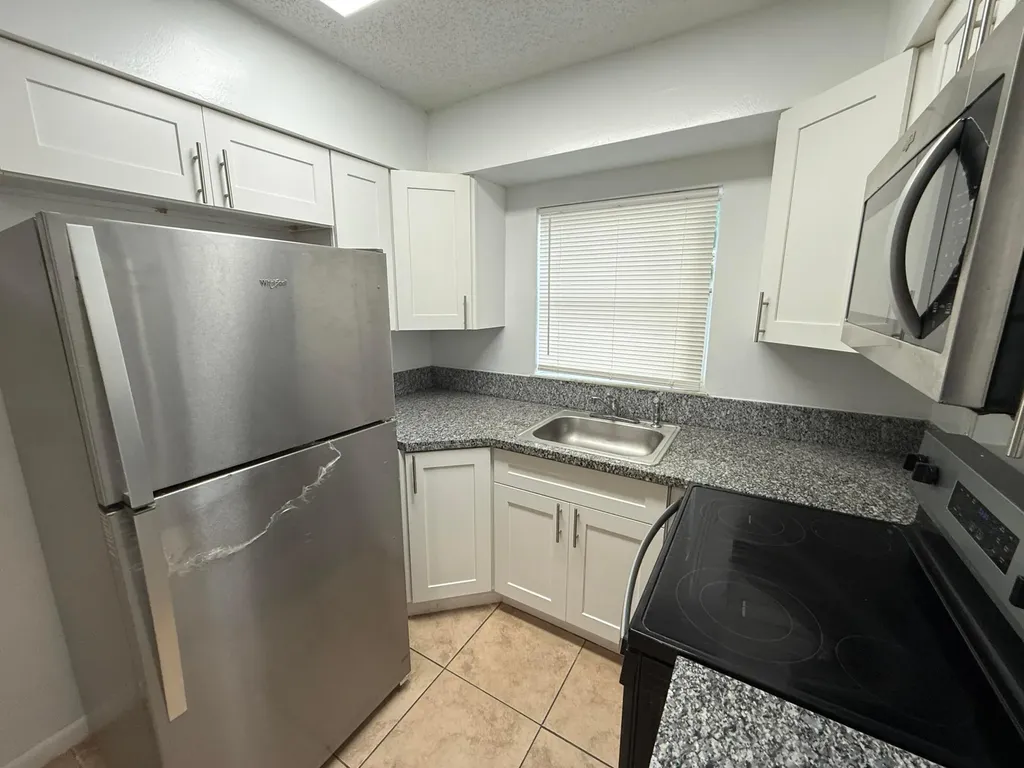 1941 NW 14th Avenue Fort Lauderdale FL 33311