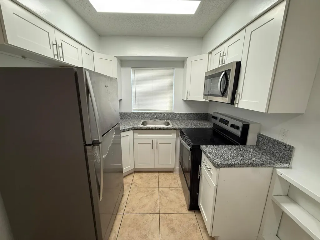 1941 NW 14th Avenue Fort Lauderdale FL 33311