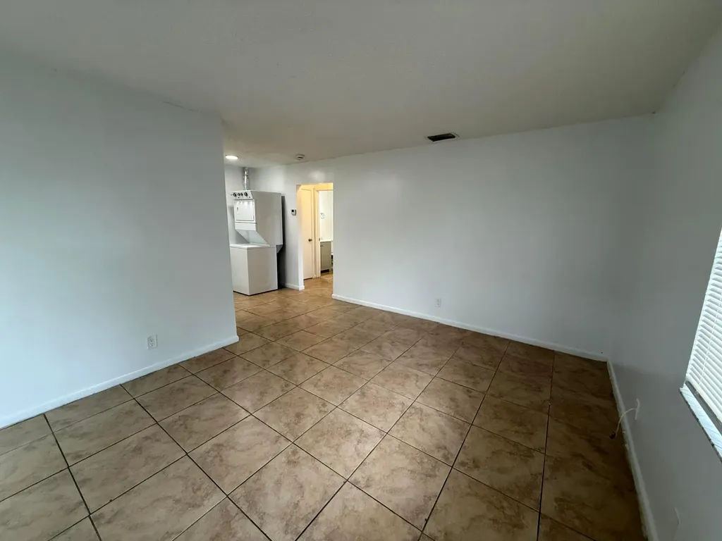 1941 NW 14th Avenue Fort Lauderdale FL 33311