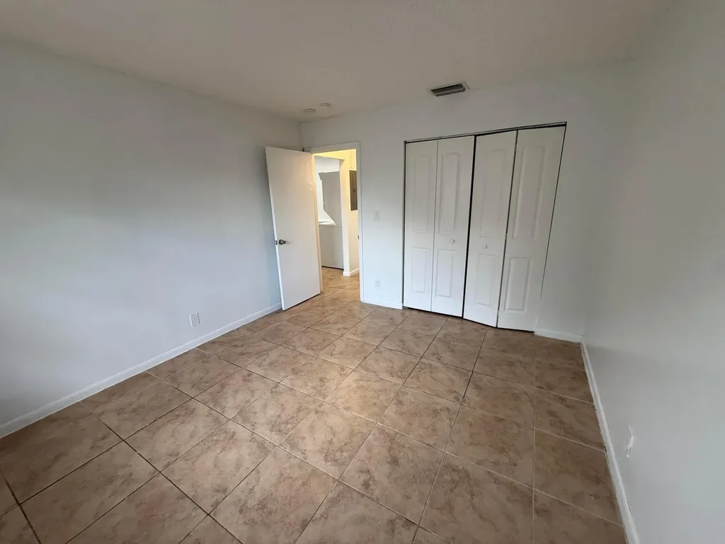 1941 NW 14th Avenue Fort Lauderdale FL 33311