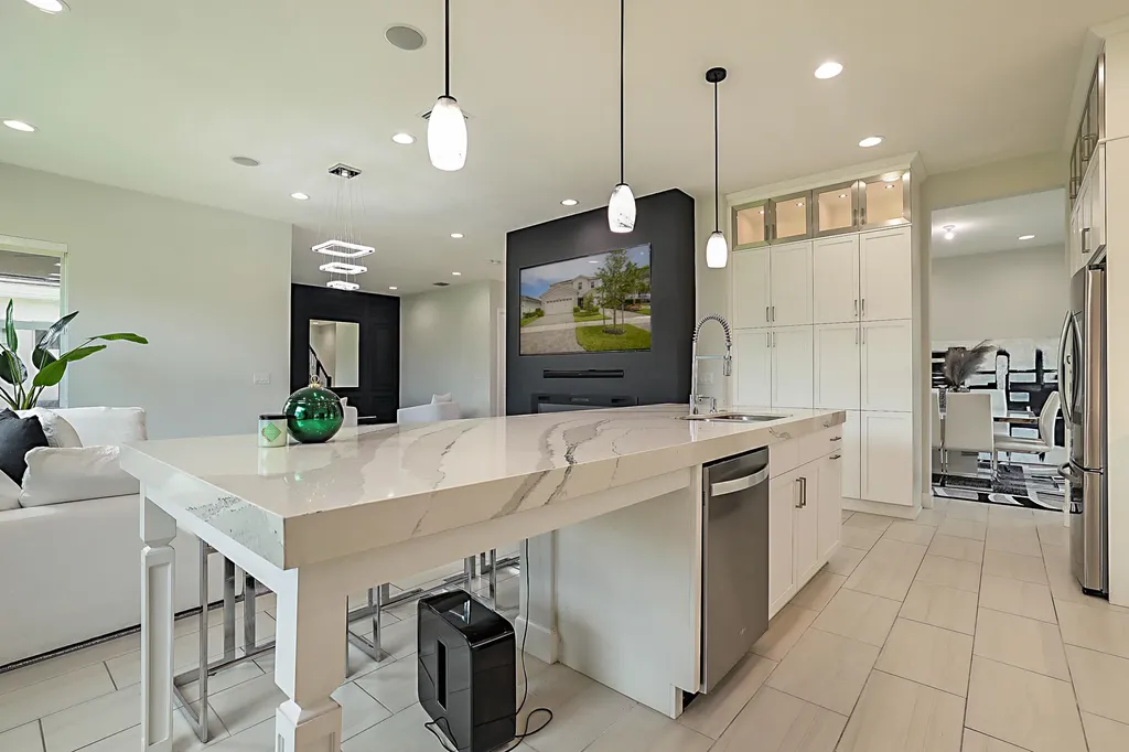 16088 Orchard Drive The Acreage FL 33470