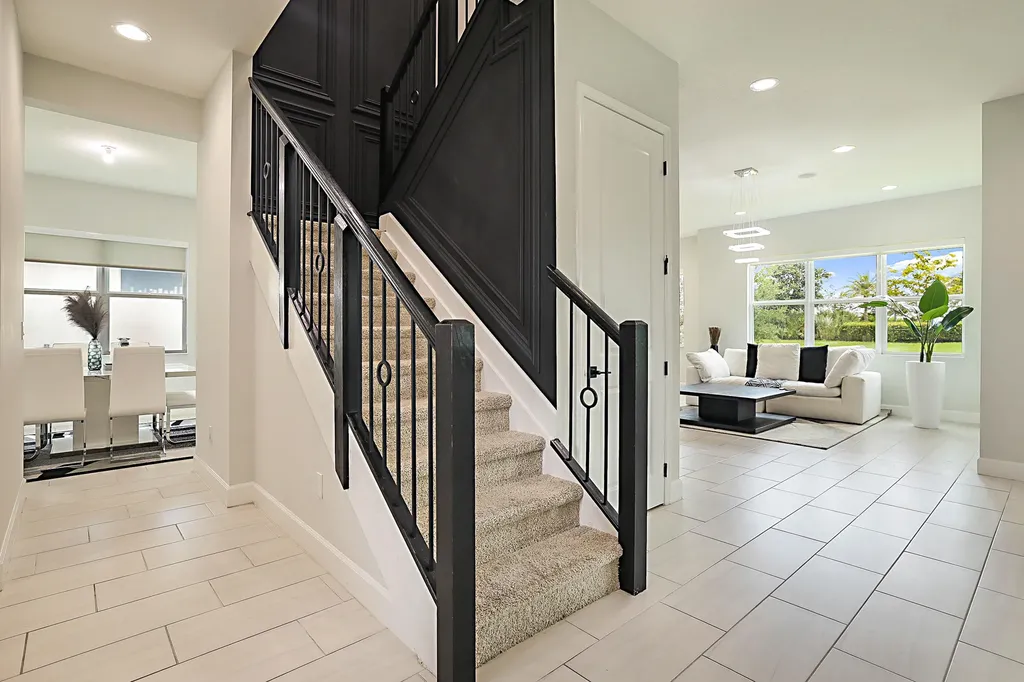 16088 Orchard Drive The Acreage FL 33470