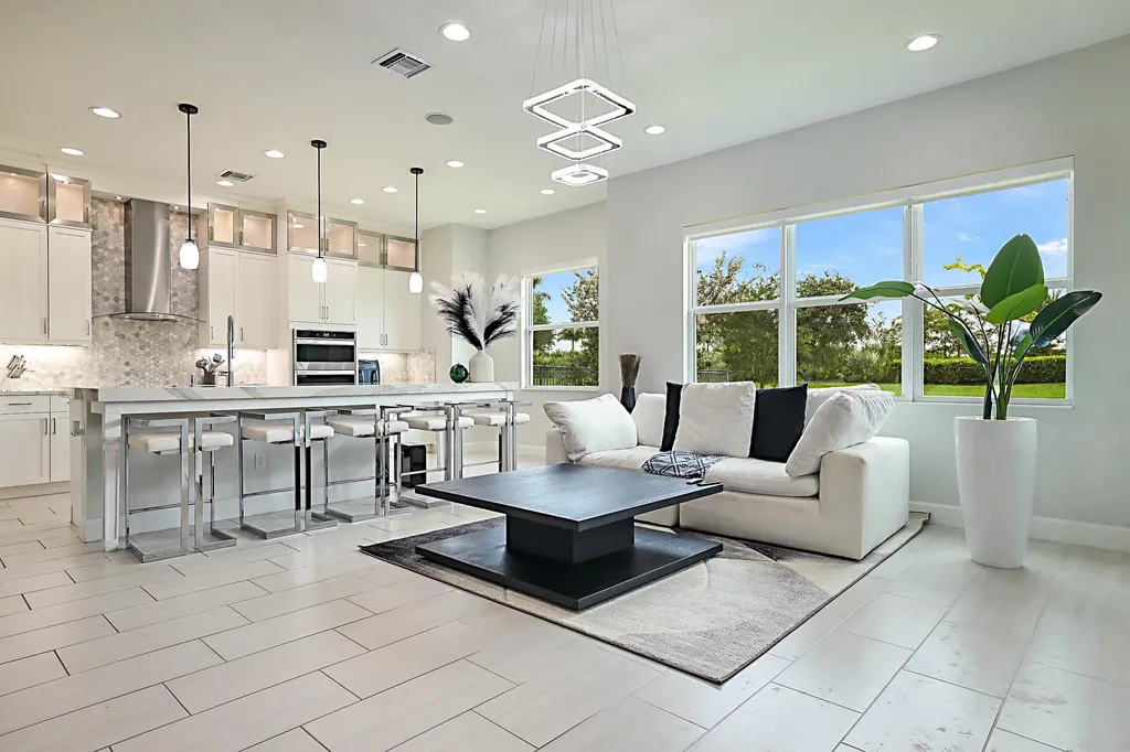 16088 Orchard Drive The Acreage FL 33470