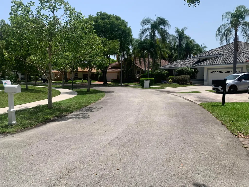 11585 N Quayside Drive Cooper City FL 33026
