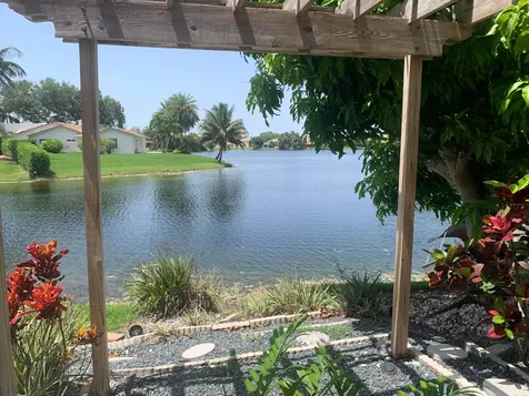 11585 N Quayside Drive Cooper City FL 33026