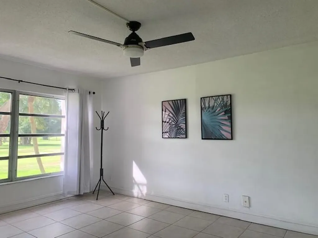 2850 N Palm Aire Drive Pompano Beach FL 33069