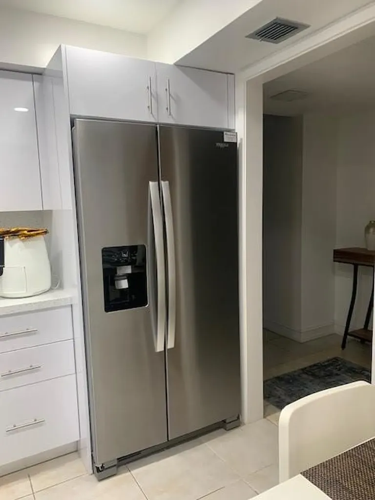 2850 N Palm Aire Drive Pompano Beach FL 33069