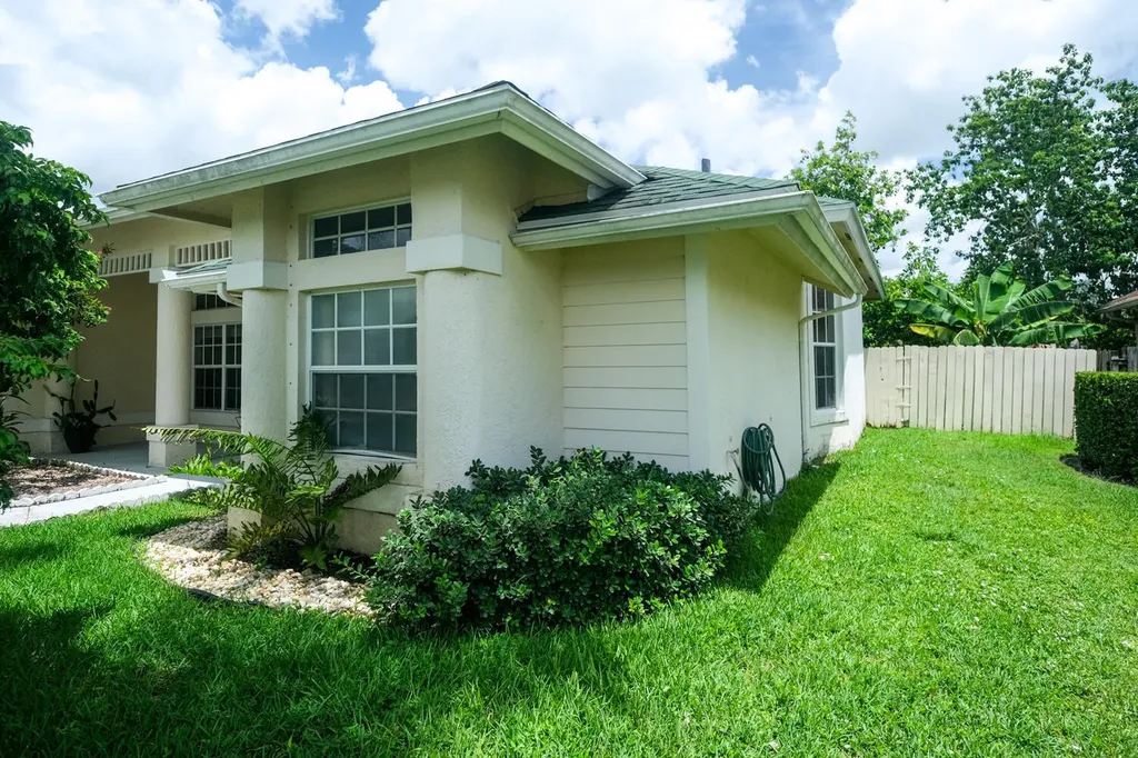 1814 Wisteria Street Wellington FL 33414