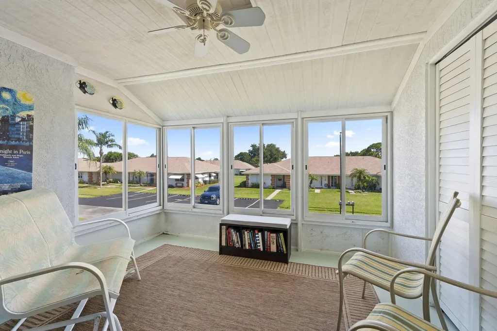 533 S Lakes End Drive Fort Pierce FL 34982