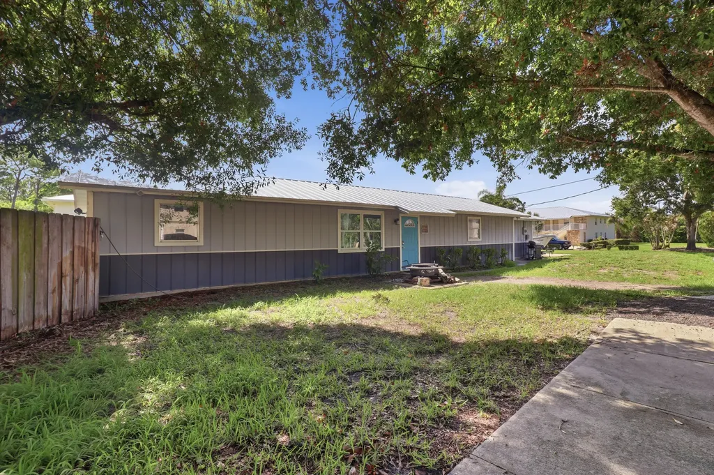 623 SW 35th Street Palm City FL 34990