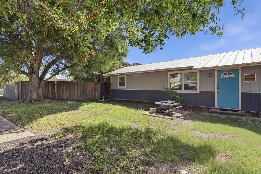 623 SW 35th Street Palm City FL 34990