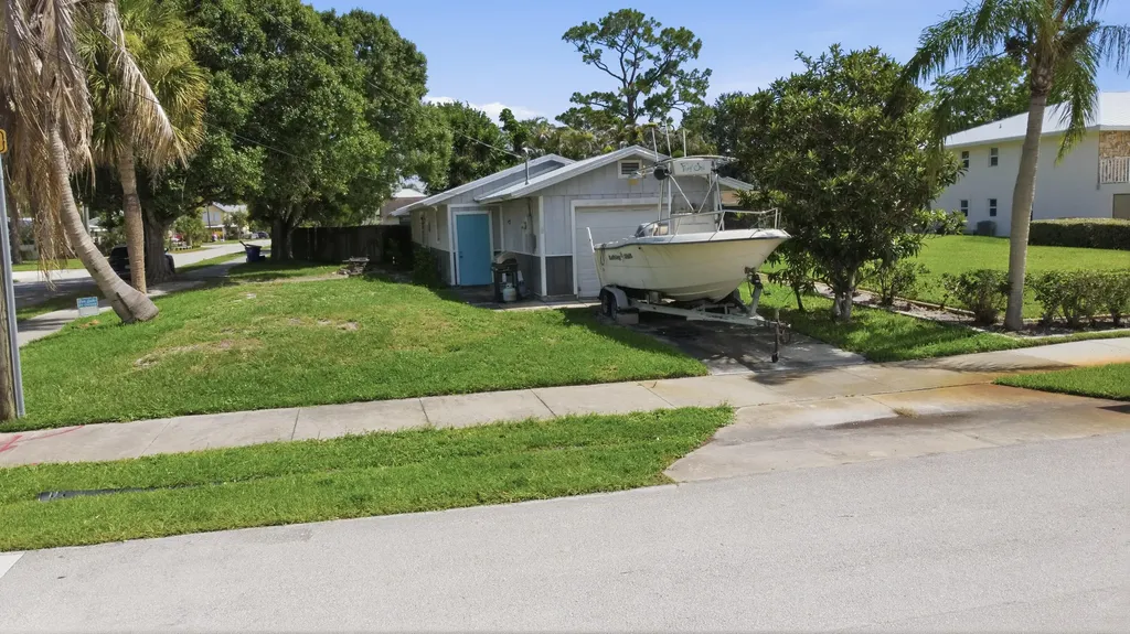 623 SW 35th Street Palm City FL 34990