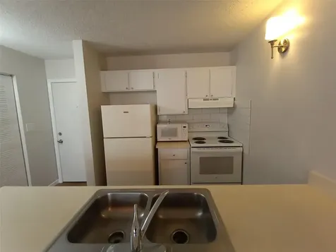 2771 Riverside Drive Coral Springs FL 33065