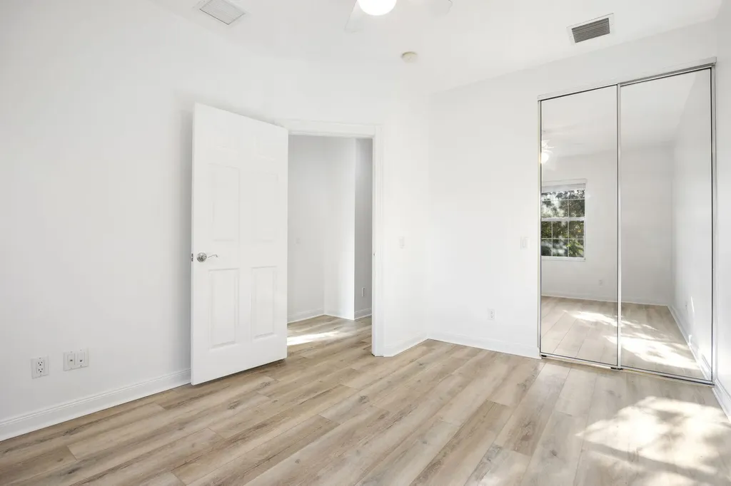 2889 E Community Drive Jupiter FL 33458