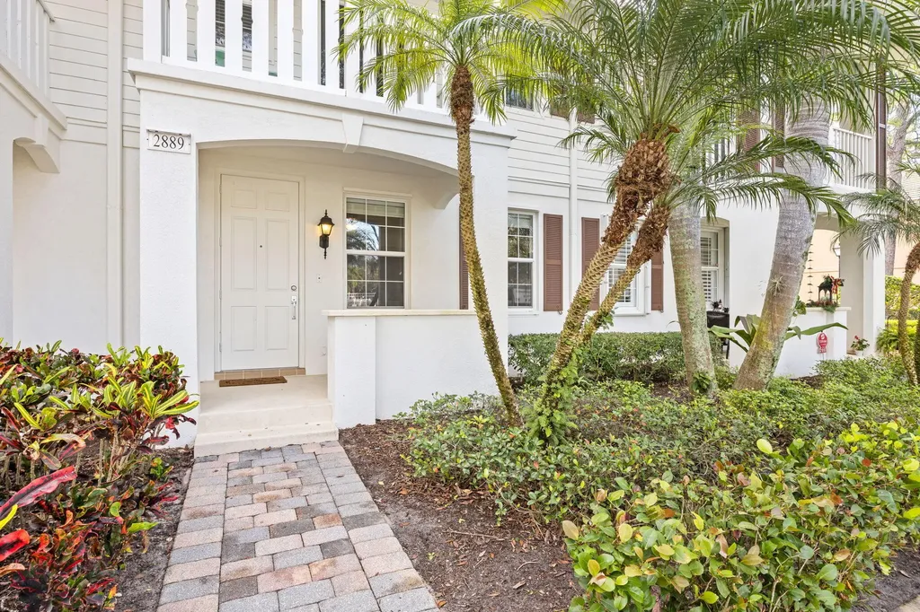 2889 E Community Drive Jupiter FL 33458