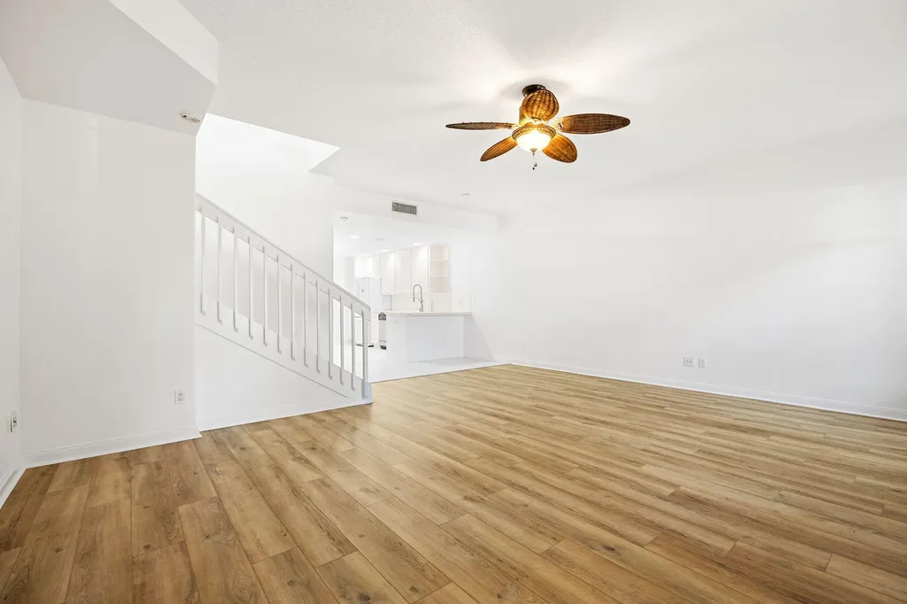 2889 E Community Drive Jupiter FL 33458