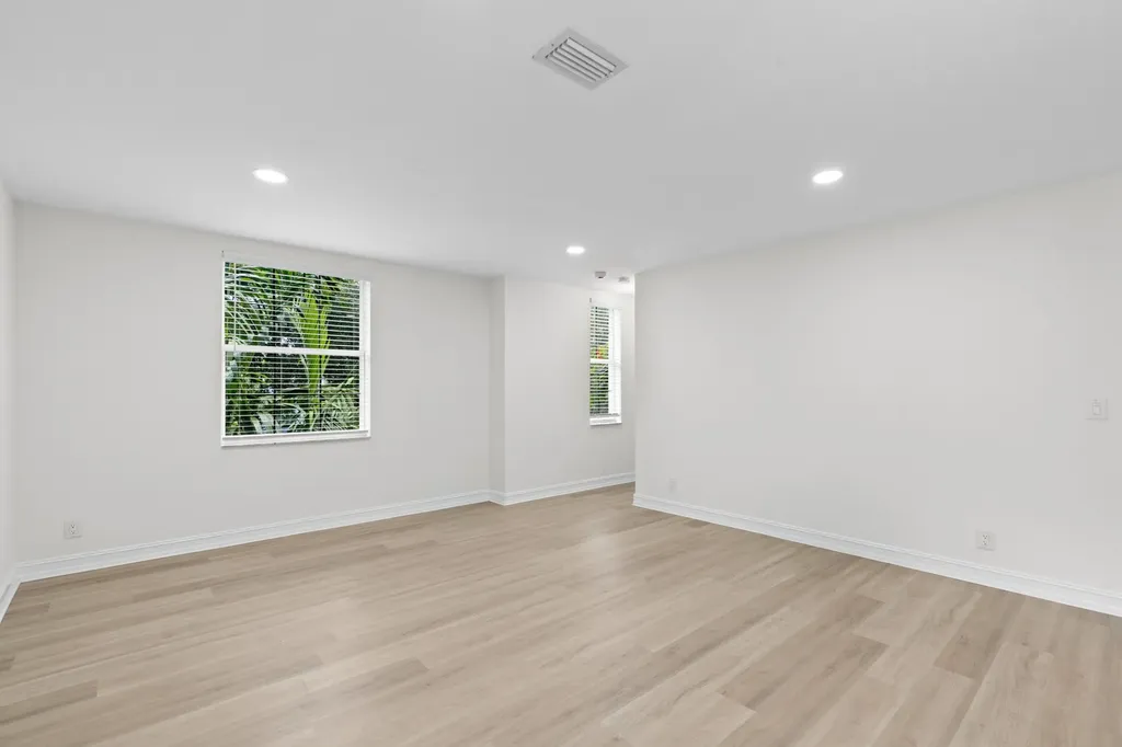 1127 Florida Avenue West Palm Beach FL 33401