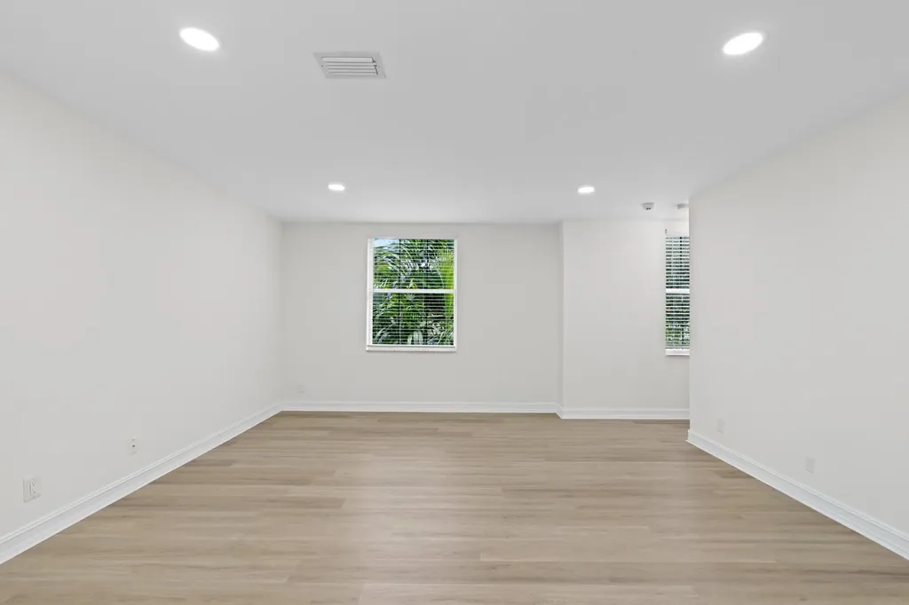 1127 Florida Avenue West Palm Beach FL 33401