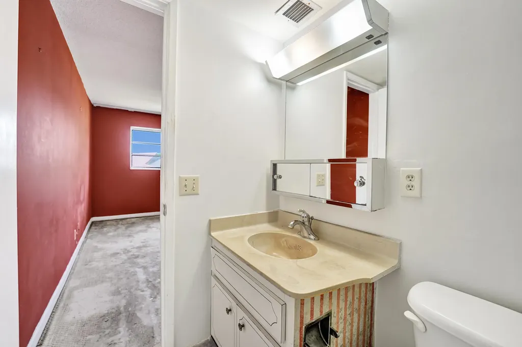 2601 NE 14th Street Causeway Pompano Beach FL 33062
