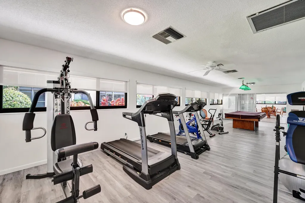 2601 NE 14th Street Causeway Pompano Beach FL 33062
