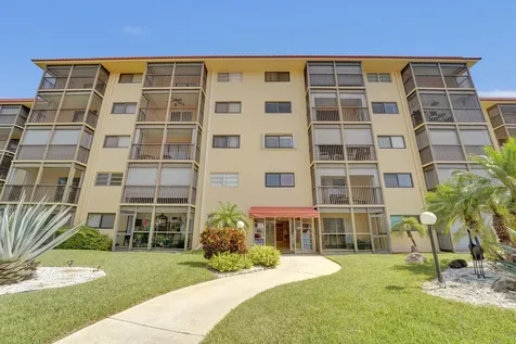 2601 NE 14th Street Causeway Pompano Beach FL 33062