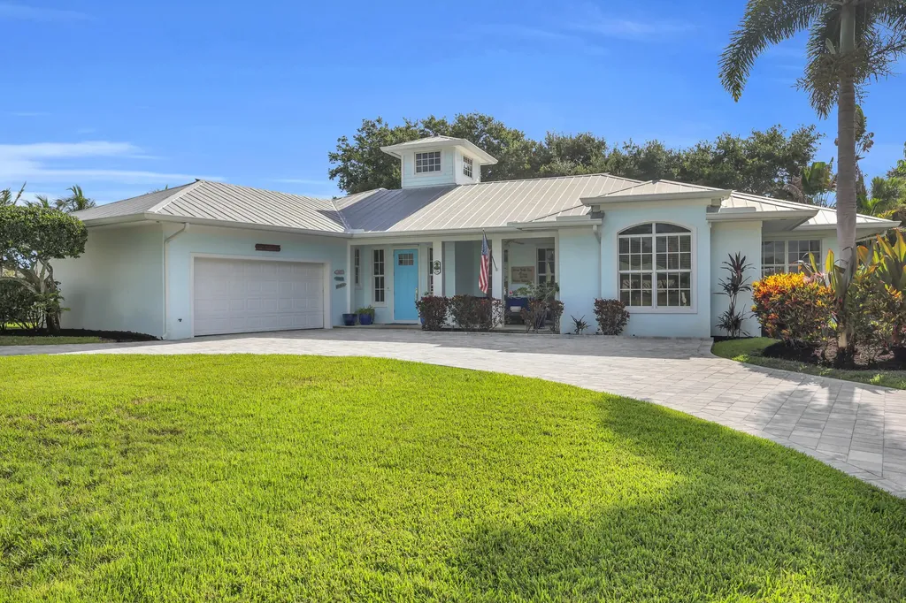 Tequesta FL, 236 Fairway E