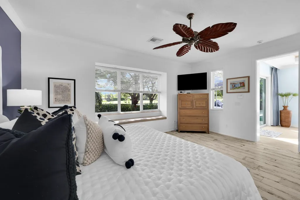236 Fairway E Tequesta FL 33469