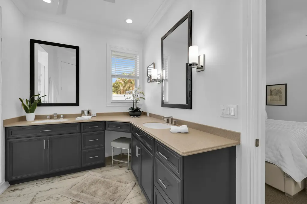 236 Fairway E Tequesta FL 33469