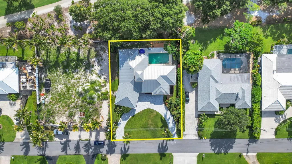 236 Fairway E Tequesta FL 33469