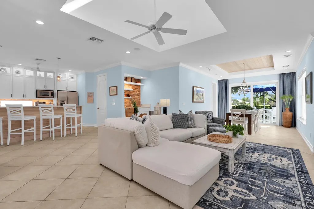 236 Fairway E Tequesta FL 33469
