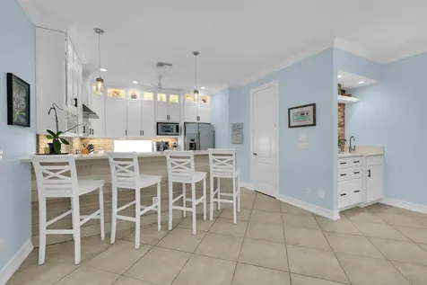 236 Fairway E Tequesta FL 33469