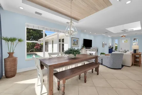236 Fairway E Tequesta FL 33469