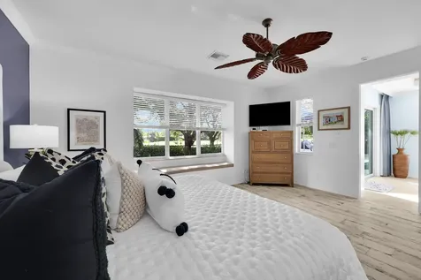 236 Fairway E Tequesta FL 33469