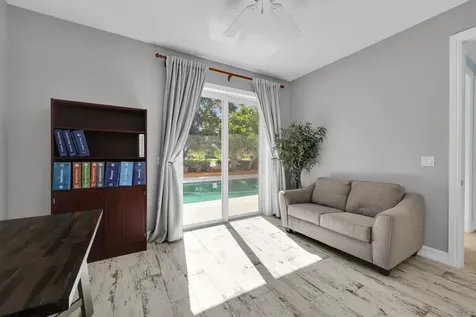 236 Fairway E Tequesta FL 33469