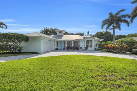 236 Fairway E Tequesta FL 33469